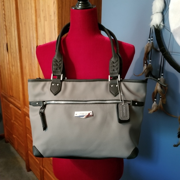 Rosetti Handbags - Rosetti handbag Never Used